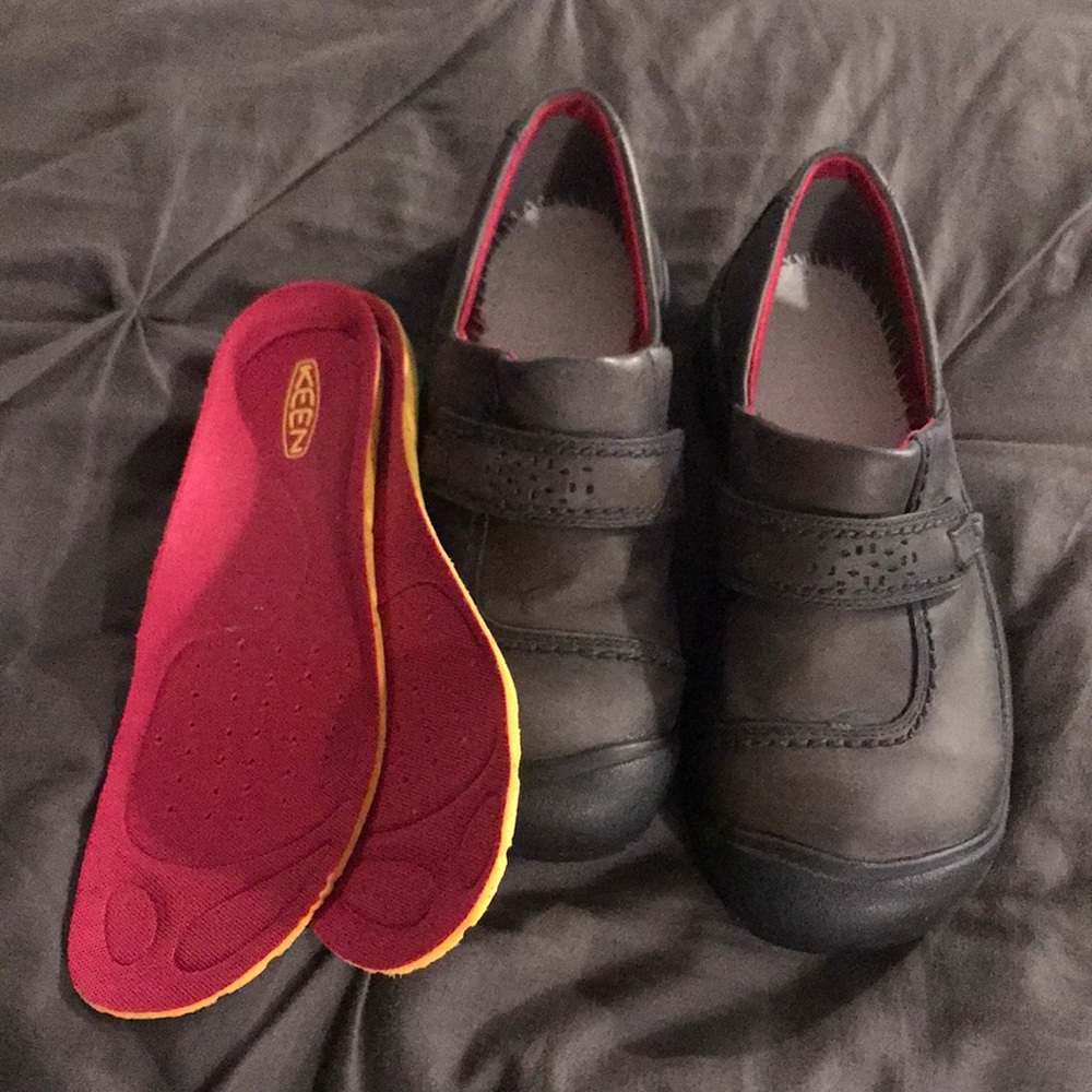 Women’s Keen Kaci slip on Sz 8